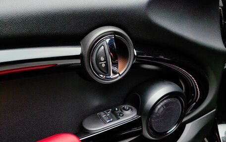 MINI Hatch, 2017 год, 2 270 000 рублей, 25 фотография