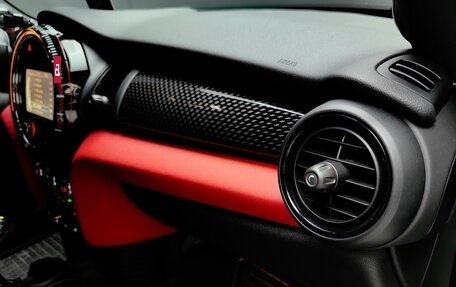 MINI Hatch, 2017 год, 2 270 000 рублей, 37 фотография