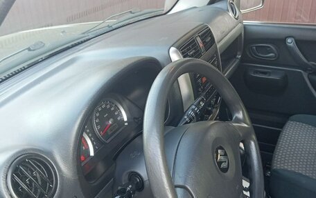 Suzuki Jimny, 2011 год, 1 150 000 рублей, 39 фотография