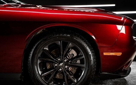 Dodge Challenger III рестайлинг 2, 2020 год, 4 990 000 рублей, 4 фотография