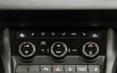 Skoda Karoq I, 2021 год, 2 398 000 рублей, 27 фотография