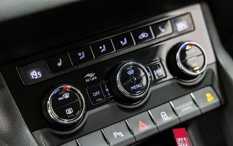 Skoda Karoq I, 2021 год, 2 398 000 рублей, 26 фотография