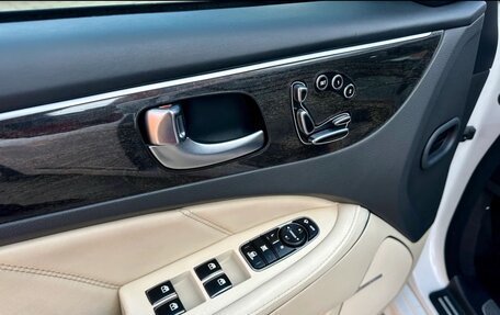 Hyundai Equus II, 2013 год, 1 490 000 рублей, 8 фотография
