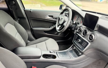Mercedes-Benz GLA, 2018 год, 2 100 000 рублей, 8 фотография