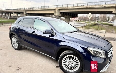 Mercedes-Benz GLA, 2018 год, 2 100 000 рублей, 7 фотография