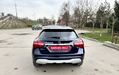 Mercedes-Benz GLA, 2018 год, 2 100 000 рублей, 4 фотография