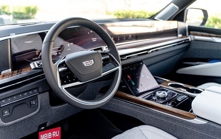 Cadillac Escalade V, 2024 год, 25 000 000 рублей, 11 фотография