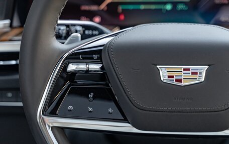 Cadillac Escalade V, 2024 год, 25 000 000 рублей, 16 фотография