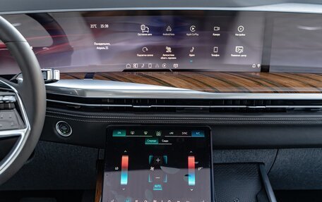 Cadillac Escalade V, 2024 год, 25 000 000 рублей, 18 фотография