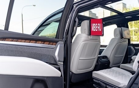 Cadillac Escalade V, 2024 год, 25 000 000 рублей, 25 фотография