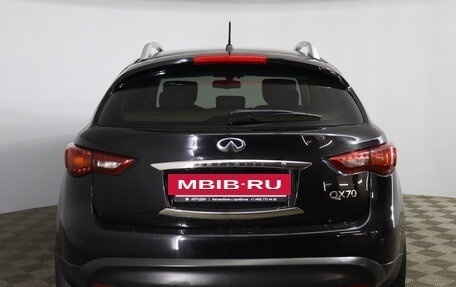Infiniti QX70, 2015 год, 1 990 000 рублей, 6 фотография