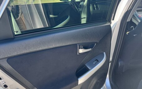 Toyota Prius, 2014 год, 1 450 000 рублей, 5 фотография