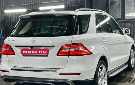 Mercedes-Benz M-Класс, 2015 год, 3 100 000 рублей, 6 фотография