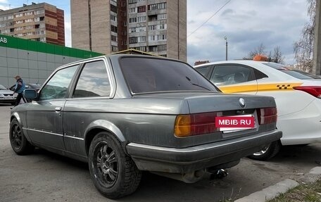 BMW 3 серия, 1983 год, 300 000 рублей, 3 фотография