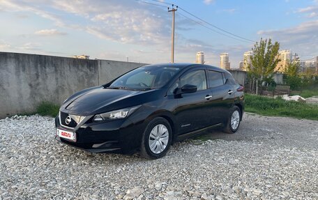 Nissan Leaf II, 2017 год, 1 350 000 рублей, 4 фотография
