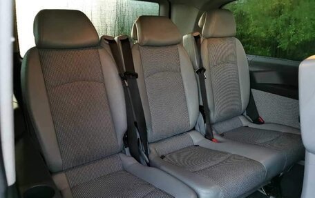 Mercedes-Benz Viano, 2006 год, 1 700 000 рублей, 13 фотография