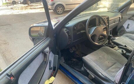 Opel Omega A, 1988 год, 120 000 рублей, 19 фотография