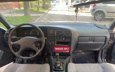 Opel Omega A, 1988 год, 120 000 рублей, 13 фотография