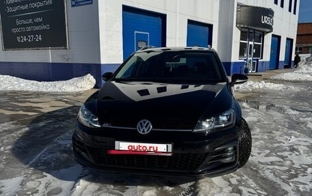 Volkswagen Golf VII, 2019 год, 2 100 000 рублей, 2 фотография