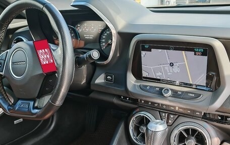 Chevrolet Camaro VI, 2016 год, 3 700 000 рублей, 15 фотография