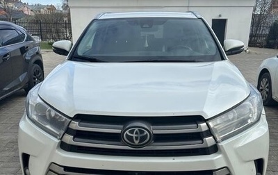Toyota Highlander III, 2019 год, 3 300 000 рублей, 1 фотография