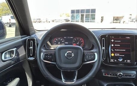 Volvo XC40 I, 2022 год, 3 200 000 рублей, 9 фотография