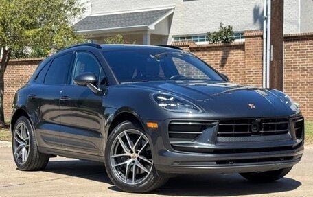 Porsche Macan I рестайлинг, 2022 год, 5 095 000 рублей, 2 фотография