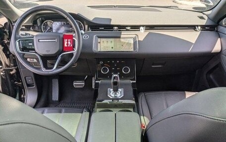 Land Rover Range Rover Evoque II, 2022 год, 3 670 000 рублей, 8 фотография