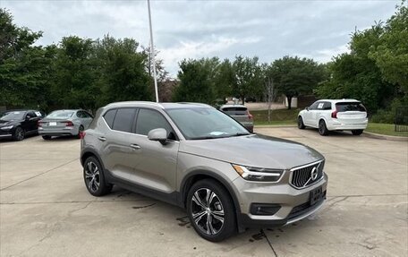 Volvo XC40 I, 2022 год, 4 140 000 рублей, 2 фотография