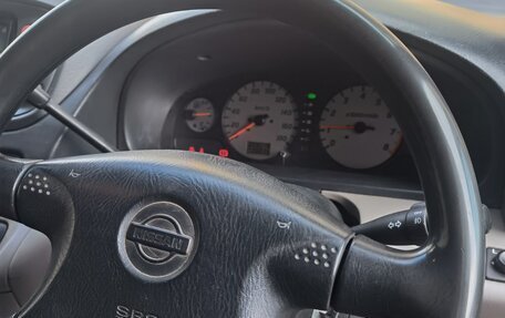 Nissan Serena II, 2000 год, 600 000 рублей, 10 фотография