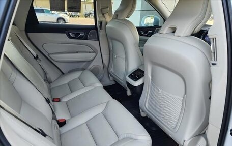 Volvo XC60 II, 2022 год, 4 220 000 рублей, 13 фотография