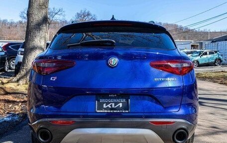 Alfa Romeo Stelvio, 2022 год, 3 170 000 рублей, 6 фотография