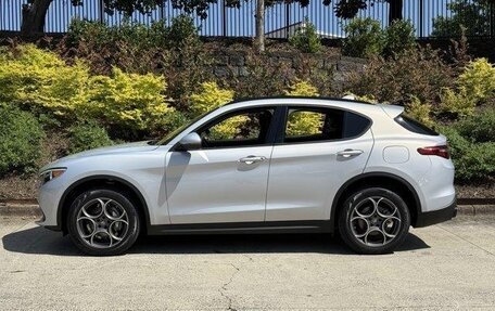 Alfa Romeo Stelvio, 2022 год, 3 230 000 рублей, 4 фотография