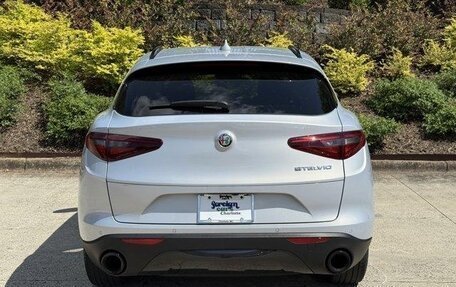 Alfa Romeo Stelvio, 2022 год, 3 230 000 рублей, 8 фотография