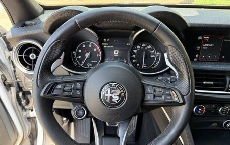 Alfa Romeo Stelvio, 2022 год, 3 230 000 рублей, 9 фотография