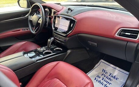 Maserati Ghibli, 2022 год, 4 885 000 рублей, 9 фотография
