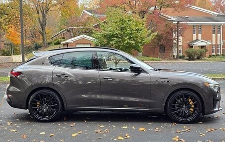 Maserati Levante I, 2022 год, 4 965 000 рублей, 4 фотография