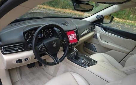 Maserati Levante I, 2022 год, 4 965 000 рублей, 12 фотография