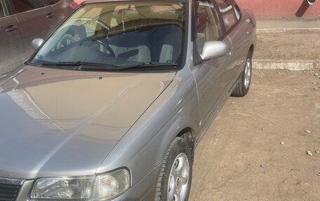 Nissan Sunny B15, 2004 год, 450 000 рублей, 2 фотография