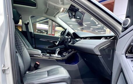 Land Rover Range Rover Evoque II, 2022 год, 2 800 000 рублей, 17 фотография