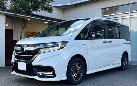Honda Stepwgn IV, 2020 год, 2 200 000 рублей, 1 фотография