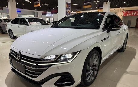 Volkswagen Passat CC, 2021 год, 2 100 700 рублей, 1 фотография