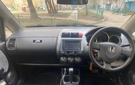 Honda Fit III, 2003 год, 350 000 рублей, 6 фотография