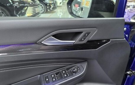 Volkswagen Golf VIII, 2022 год, 1 490 700 рублей, 10 фотография