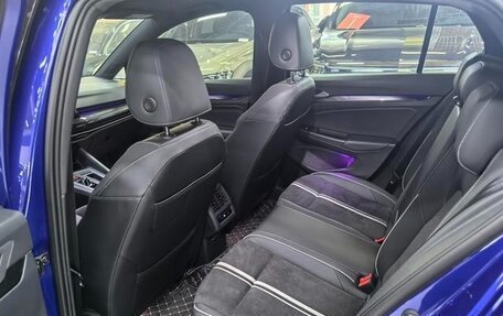 Volkswagen Golf VIII, 2022 год, 1 490 700 рублей, 12 фотография