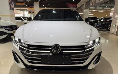 Volkswagen Passat CC, 2021 год, 2 100 700 рублей, 2 фотография