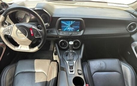 Chevrolet Camaro VI, 2017 год, 3 382 000 рублей, 9 фотография