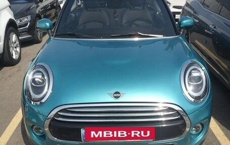 MINI Cabrio, 2020 год, 1 730 000 рублей, 2 фотография
