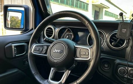 Jeep Wrangler, 2022 год, 5 100 000 рублей, 15 фотография