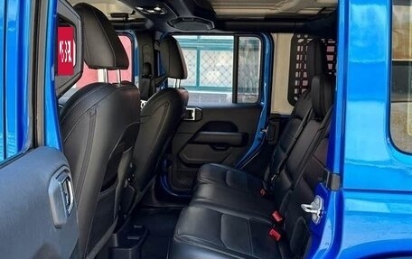Jeep Wrangler, 2022 год, 5 100 000 рублей, 14 фотография